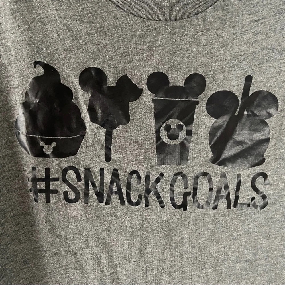 Disney Snack Goals Graphic Tee Small Gray Dole Whip Mickey World Disneyland - Picture 8 of 12